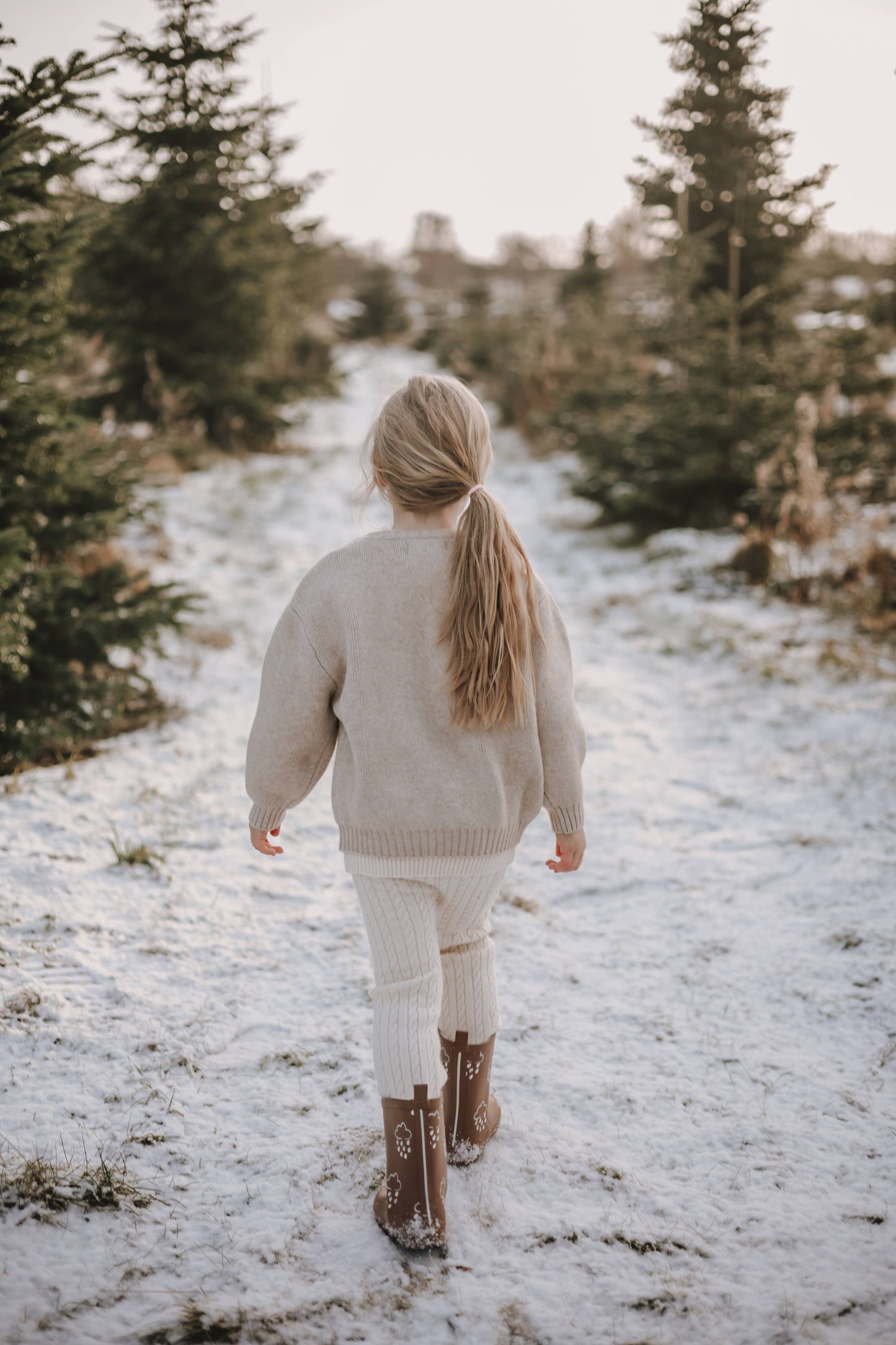 Annie & Charles® animal knitted sweater: Beige bear