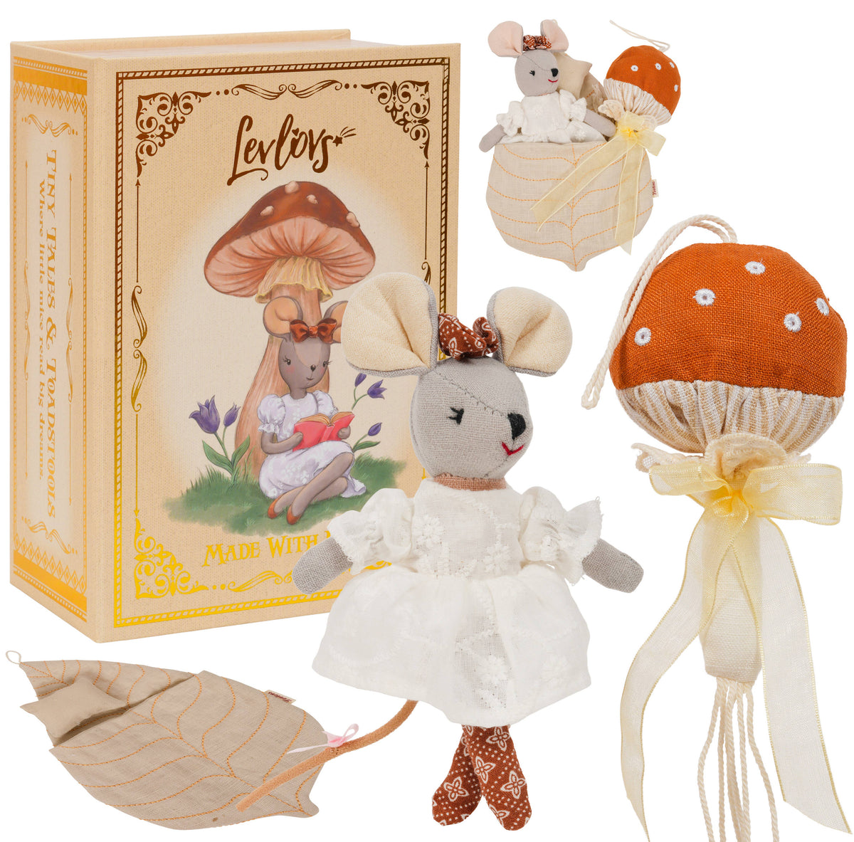 Mouse and the Mushroom Wonder Forest Set Brown