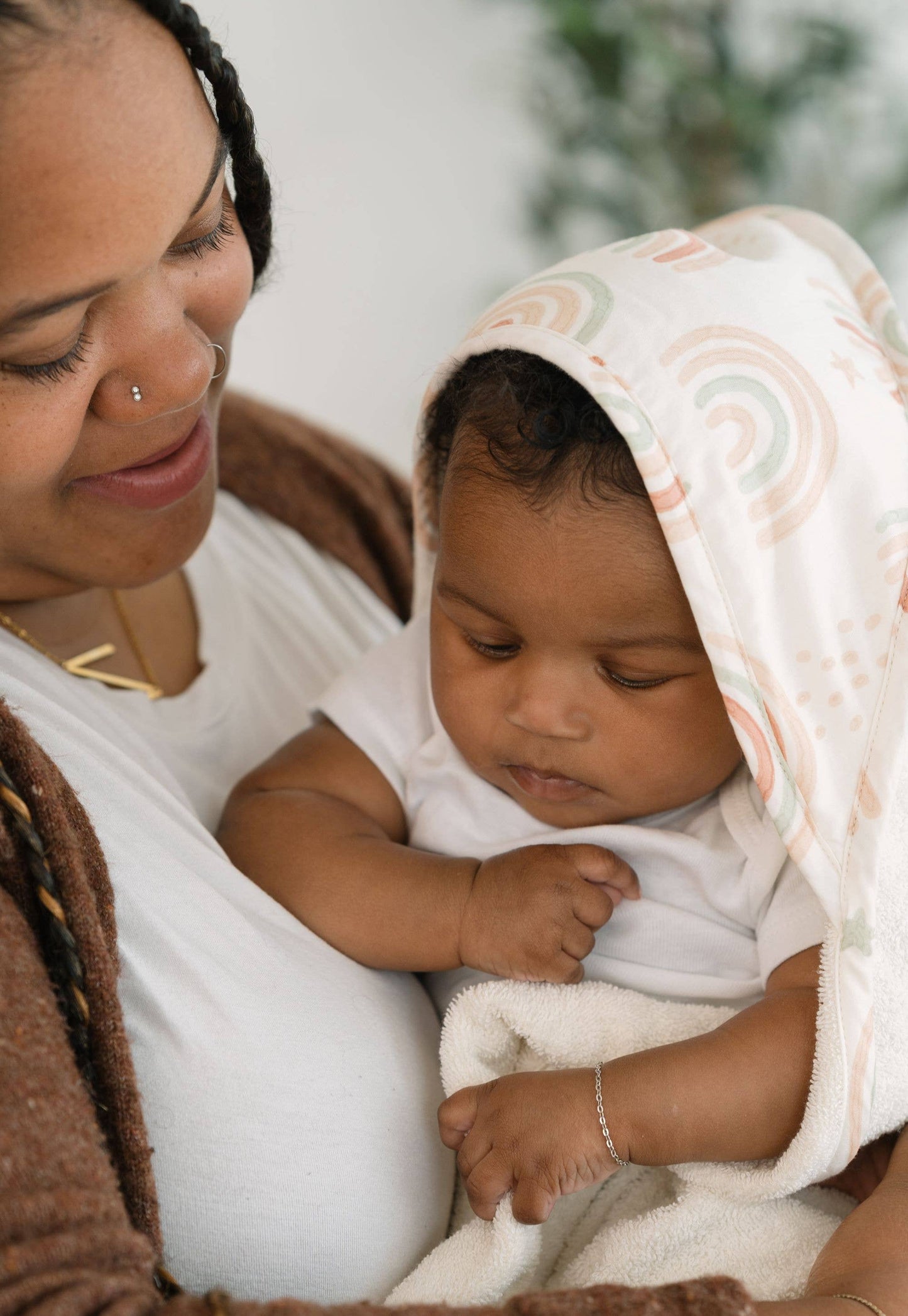 Parker Baby Hooded Towel (Rainbow)