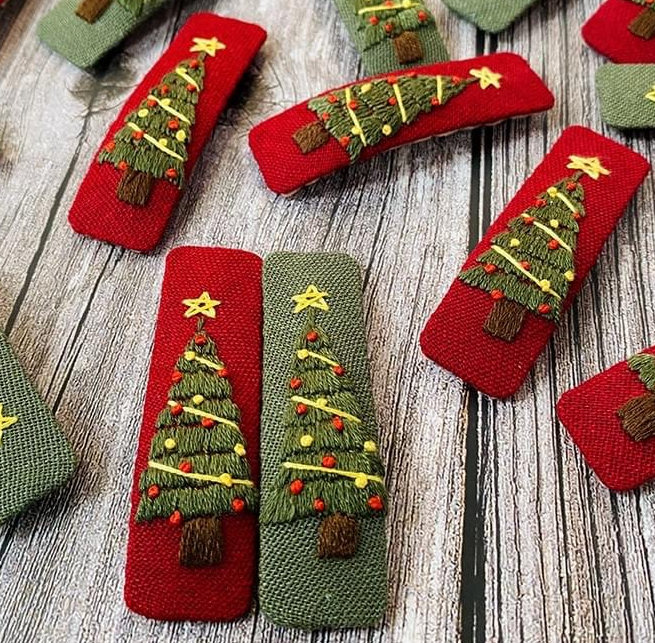 Xmas Tree Embroidered Hair Barrette, Christmas Collection ✅: 1. Xmas Tree - Red