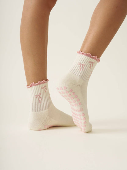 🎀 Bow Ruffle Grip Sock [Soft Pink], Pilates Socks