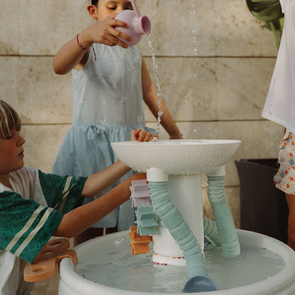 Curiosity Water Table