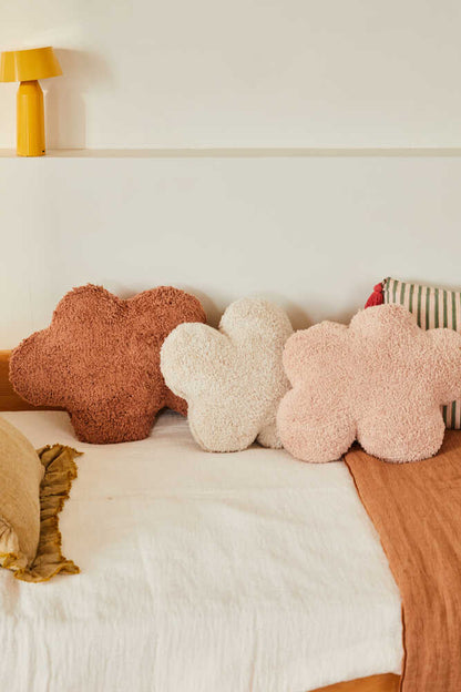 Cushion Cloud 1' 4'' x 1' 8''
