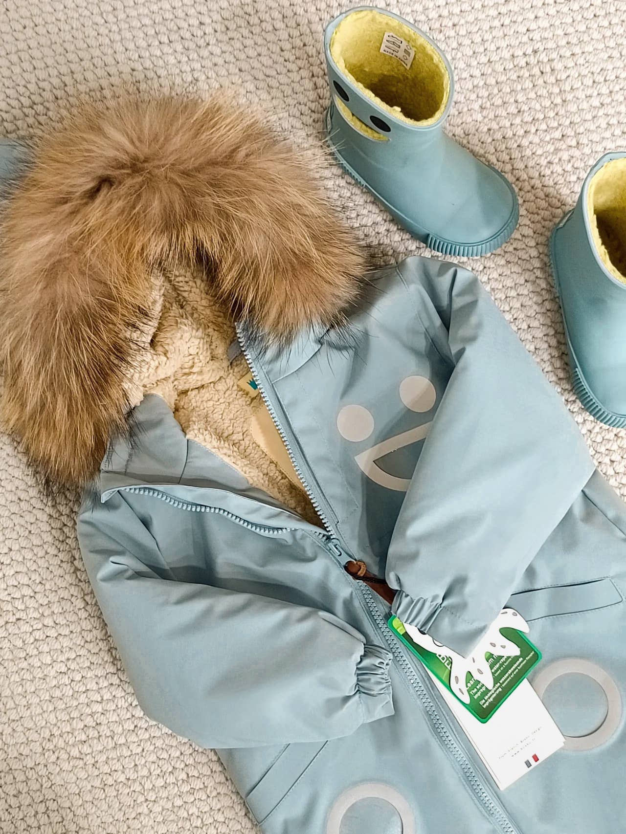 Warm Waterproof & Snowproof Kids' Winter Coat (Ice Blue): 5Y (110cm)