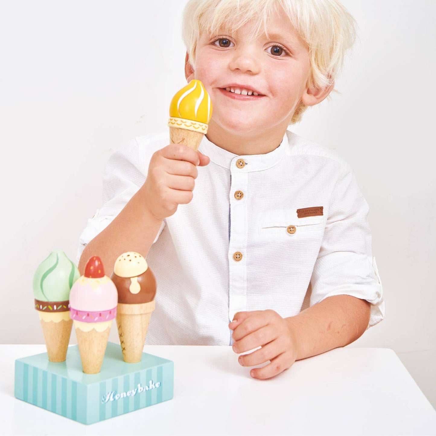 Wooden Ice Cream Cones Set