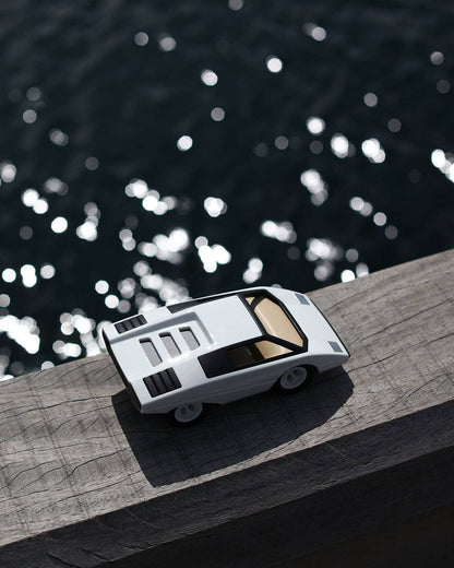 Car UFO COLOMBA White 7in