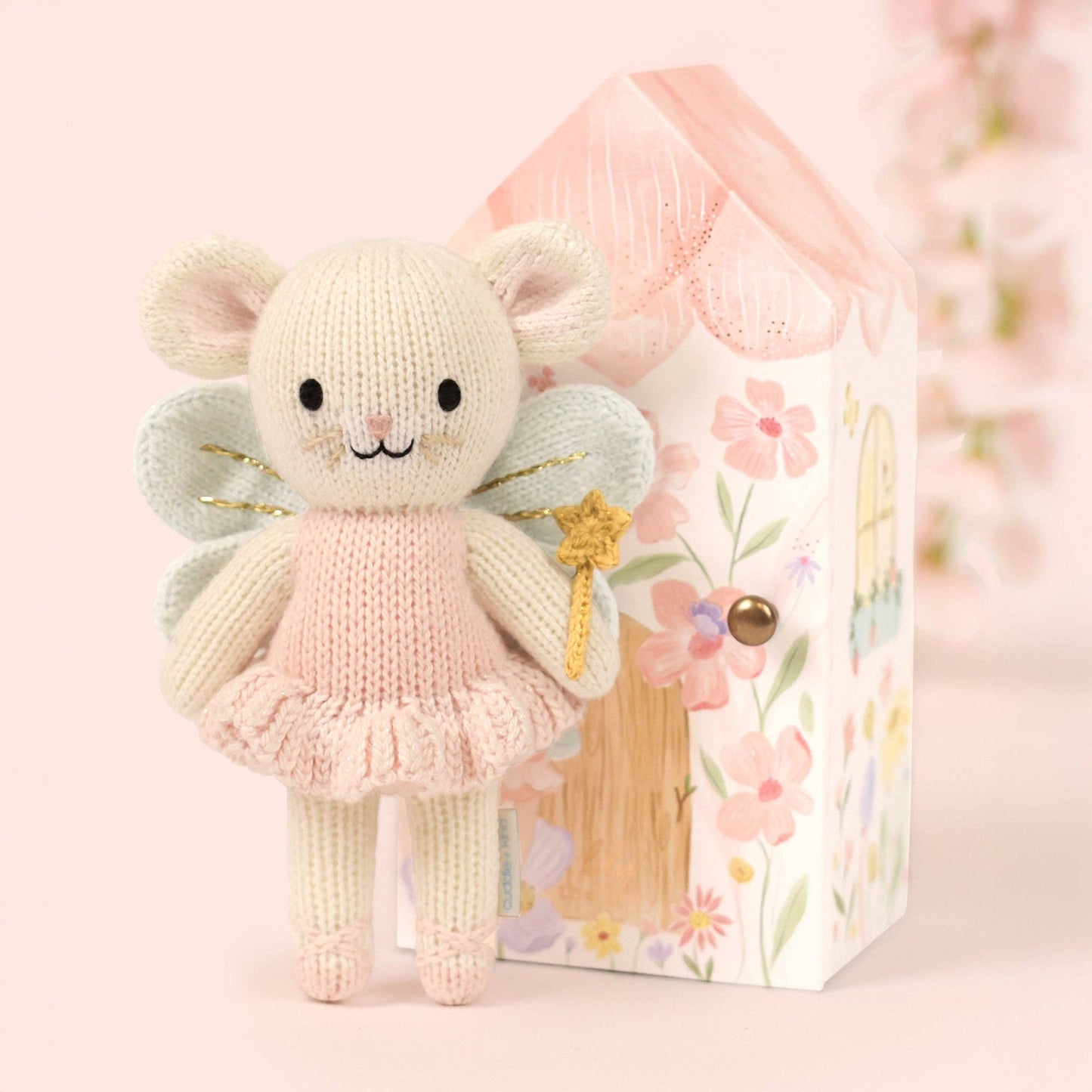 Tiny Lily the fairy