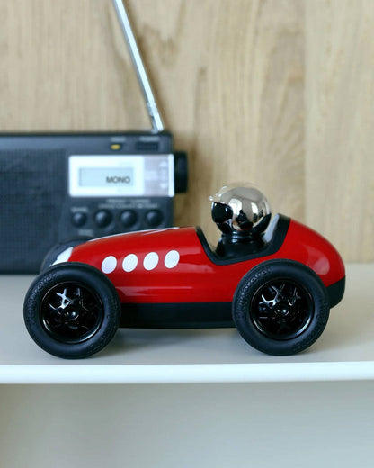 Car LORETINO