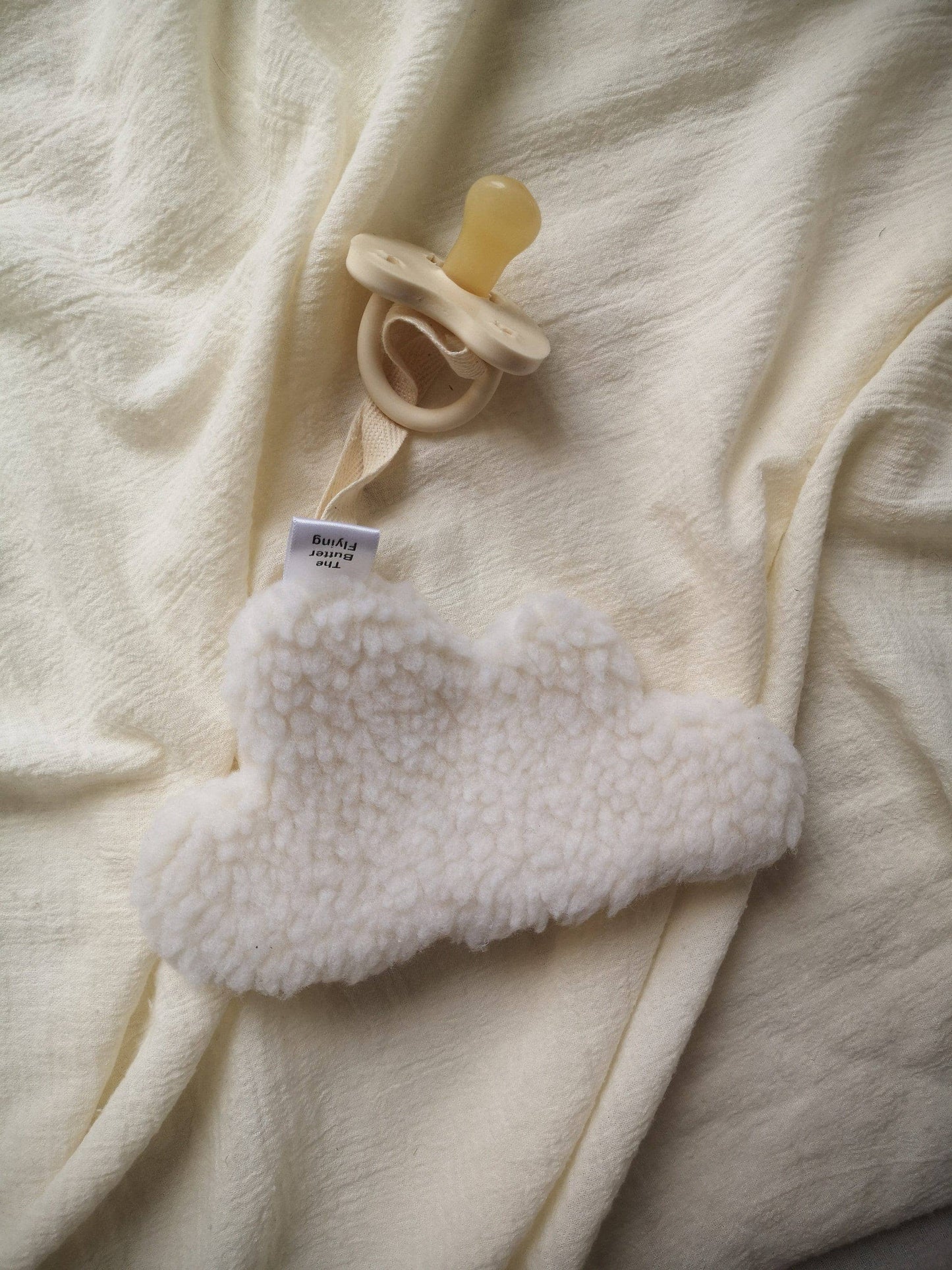 Cloud pacifier clip: Camel