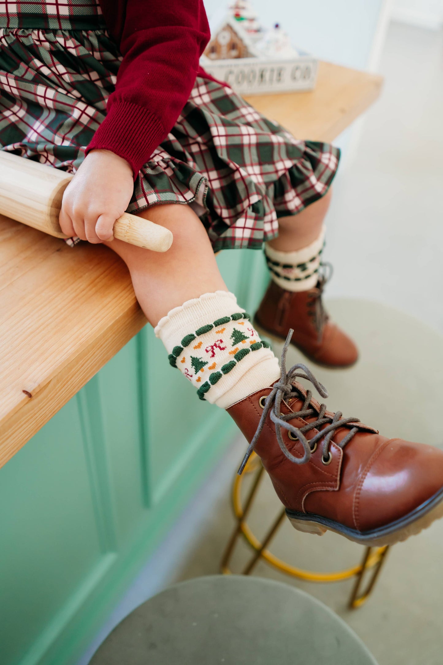 Vanilla Fair Isle Knee High Socks: 4-6 YEARS