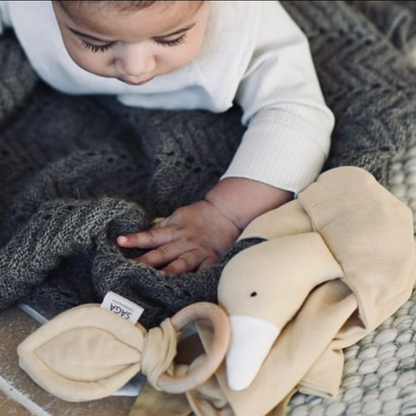 Cuddle Cloth - Organic Cotton - Ginger - With Pacifier Strap