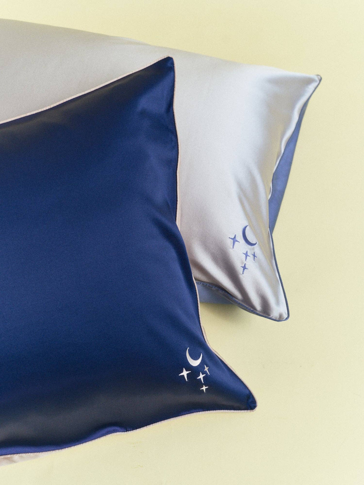 "Moonlit Stars" 2-Piece Silk Pillowcase Gift Set - Navy