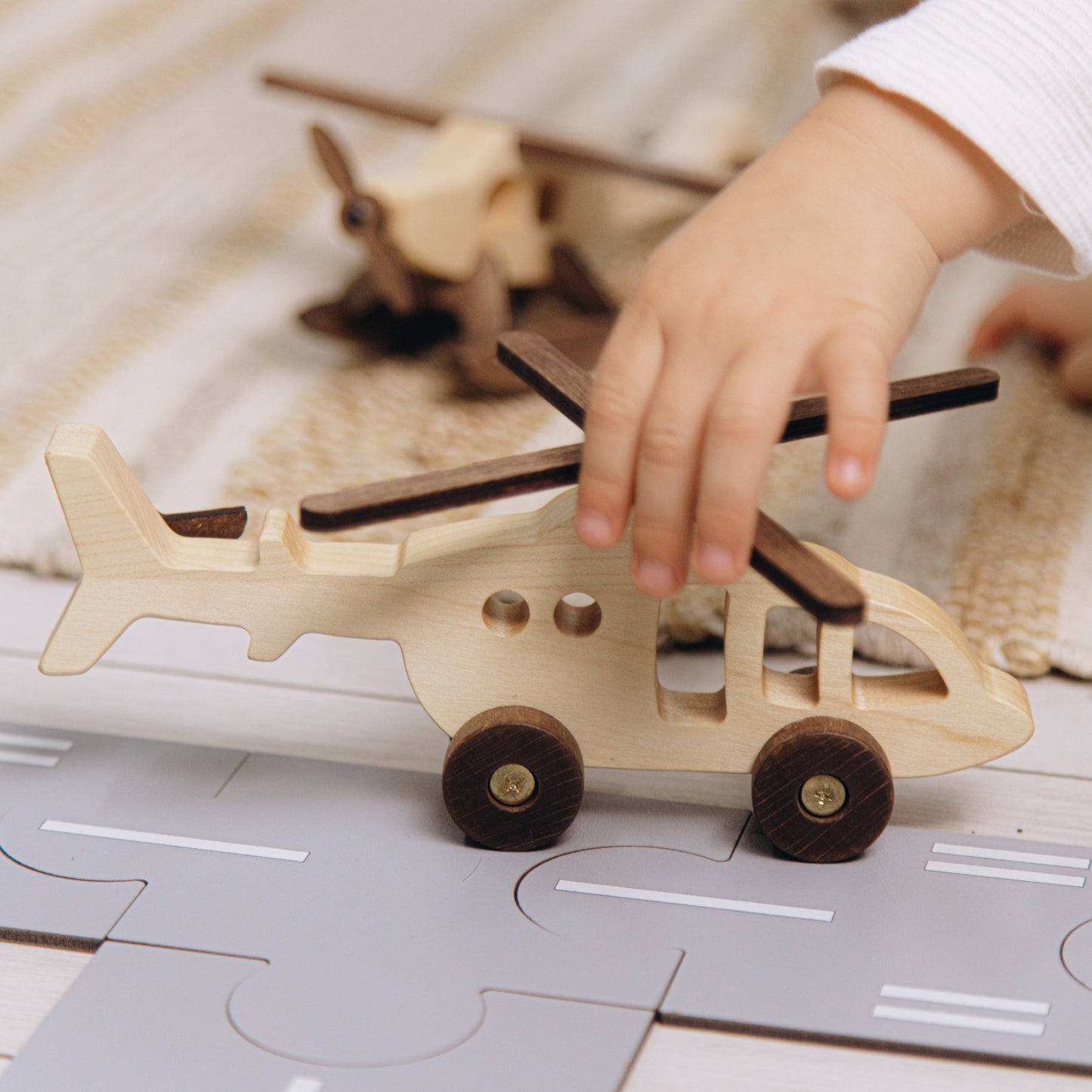 AIR Transport: No / C