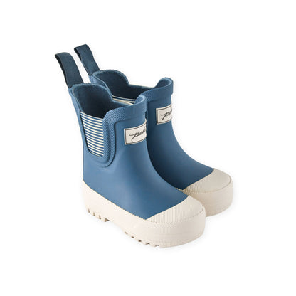 Voyageur Boot - River
