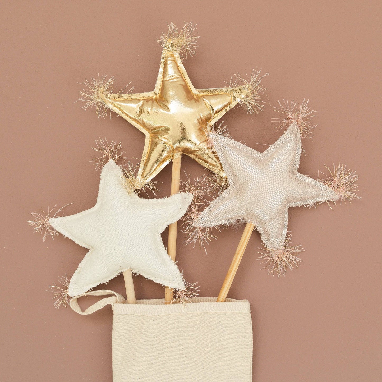 Leighton Wand w/#14G Gold Eyelash: Gold / One size