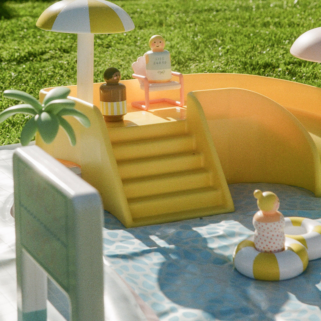 Pool Day Water Table
